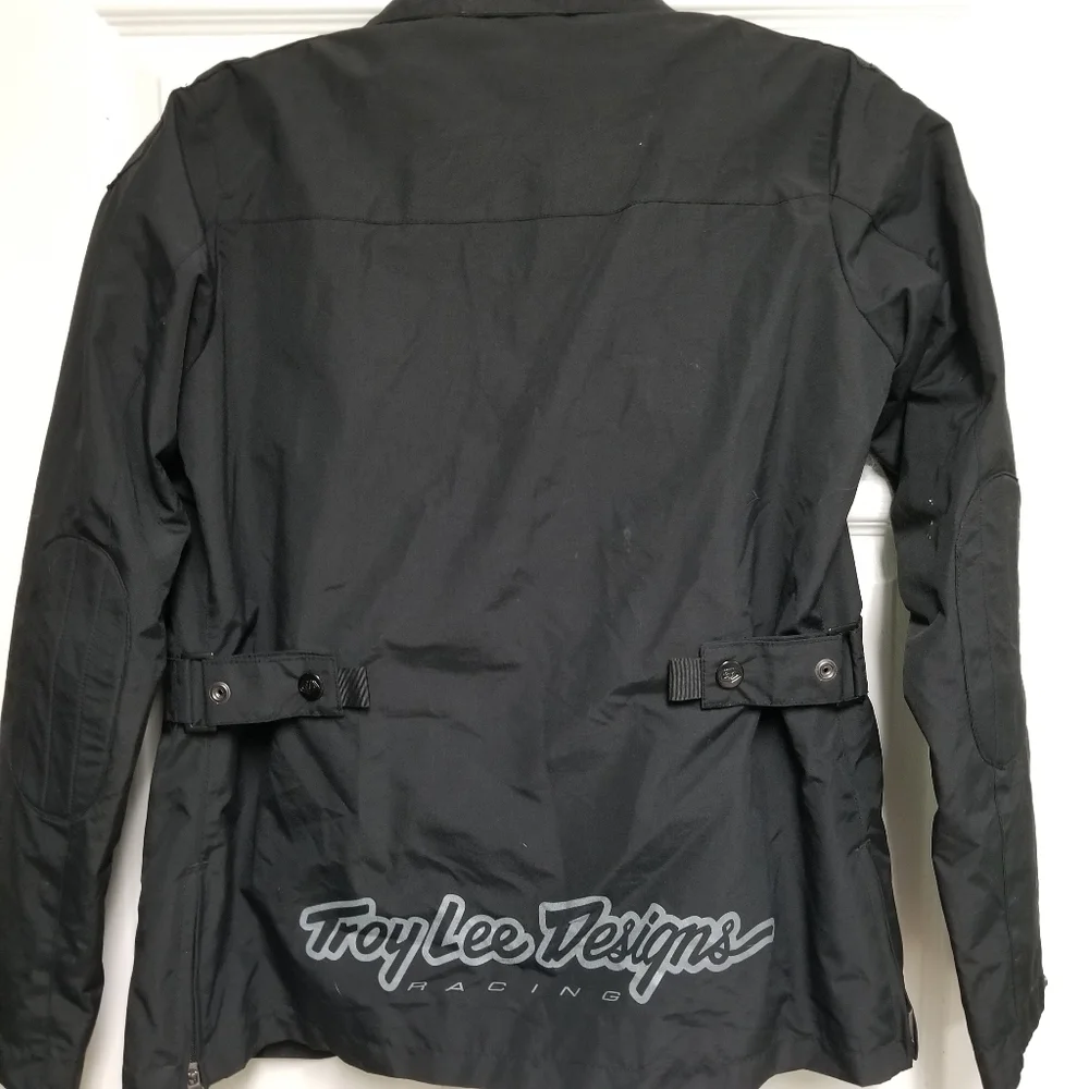 Jacket - Picture 8 of 8